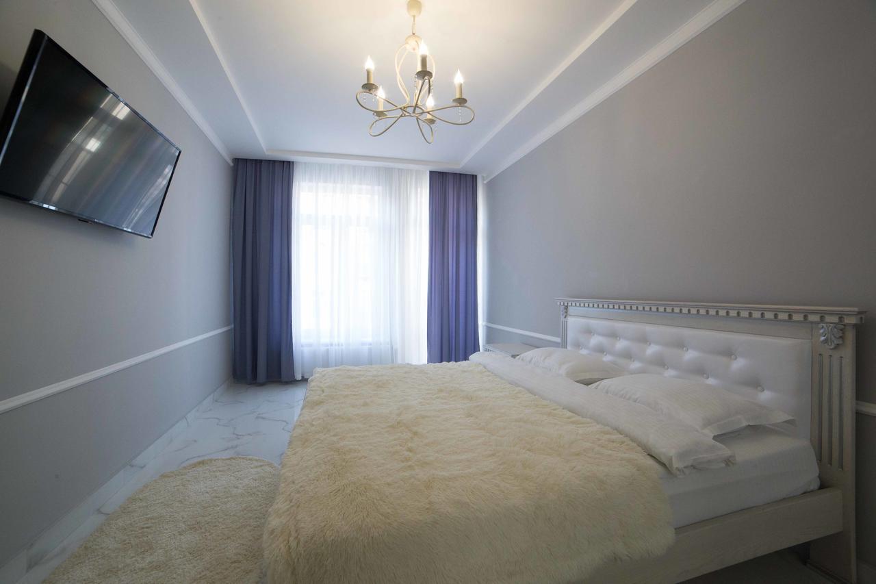Leogrand Apartments On Kulisha 36 Lviv Dış mekan fotoğraf