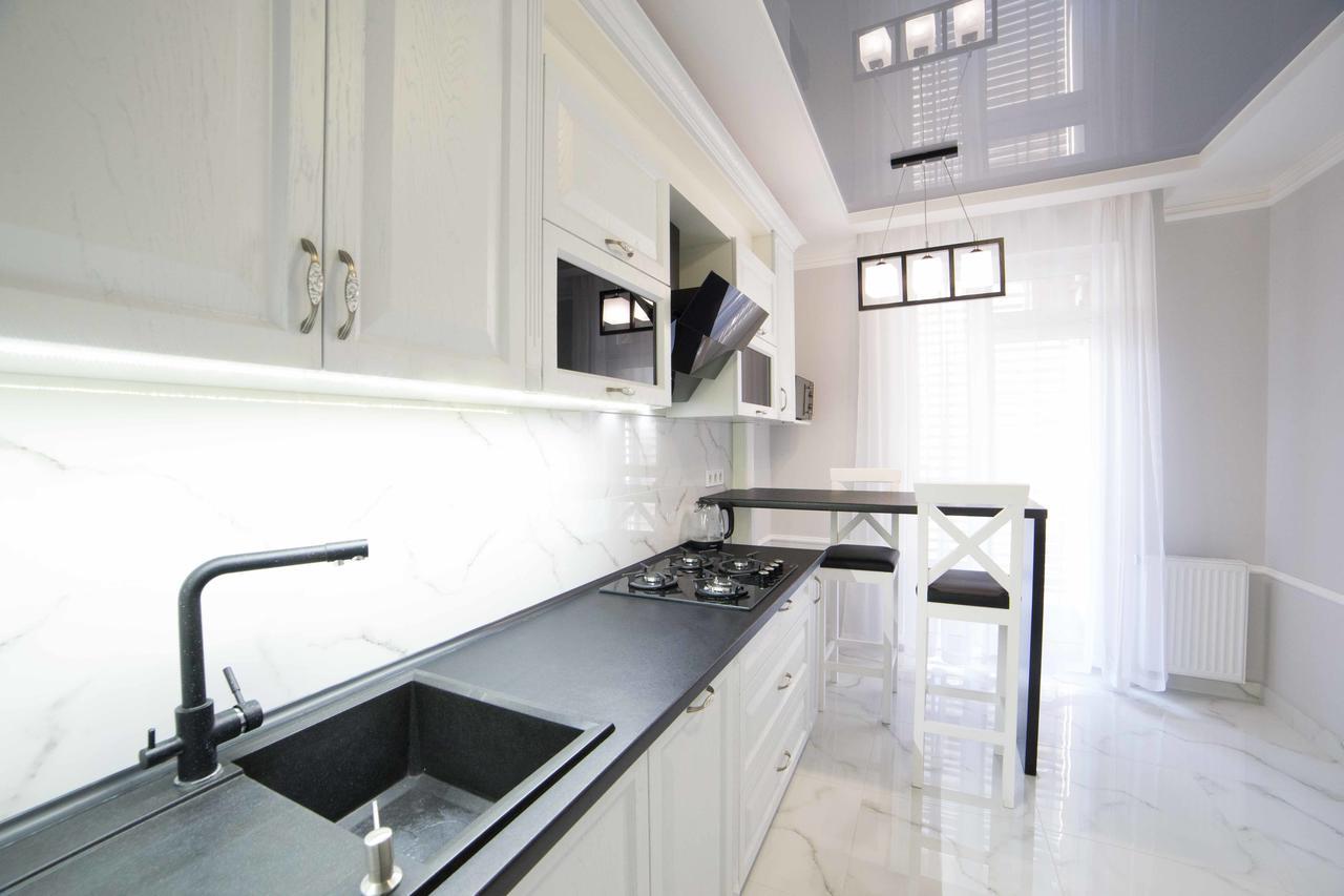 Leogrand Apartments On Kulisha 36 Lviv Dış mekan fotoğraf